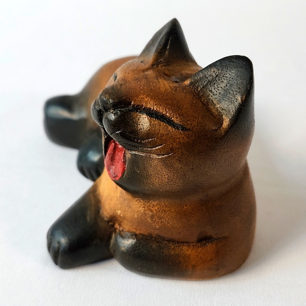 Mandalay Bay Co Black Brown Carved Wood Yawning Cat Figurine Scuplture Thailand - Picture 3 of 16